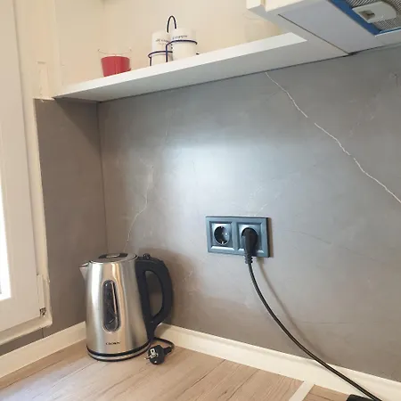 Glow Haven Apartman *