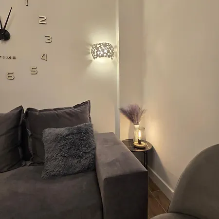 Glow Haven Apartment Thessaloniki