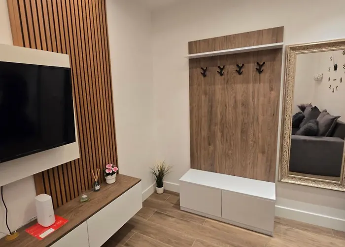 Апартаменты Glow Haven